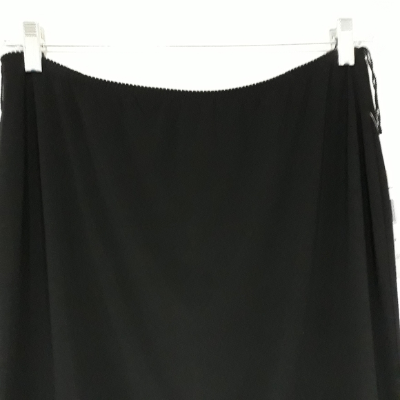 Patra pull on black skirt size 12 - Picture 2 of 8